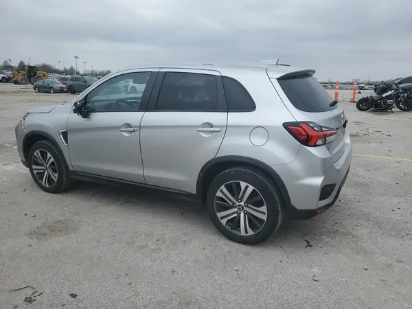 JA4APVAU7MU018468 2021 MITSUBISHI OUTLANDER - Image 2
