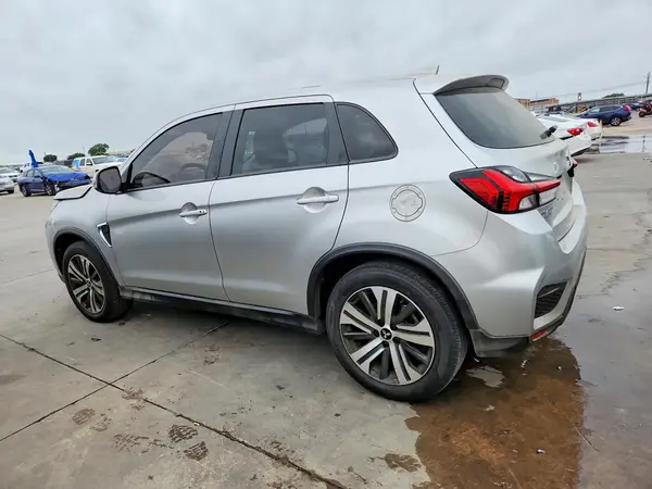 JA4APVAU7MU032970 2021 MITSUBISHI OUTLANDER - Image 2