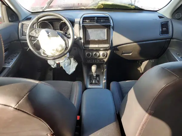 JA4APVAU7NU014597 2022 MITSUBISHI OUTLANDER - Image 8