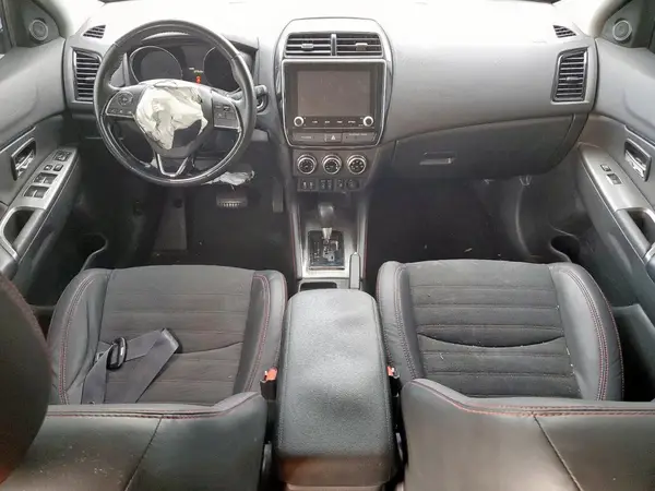 JA4APVAU7NU015412 2022 MITSUBISHI OUTLANDER - Image 8