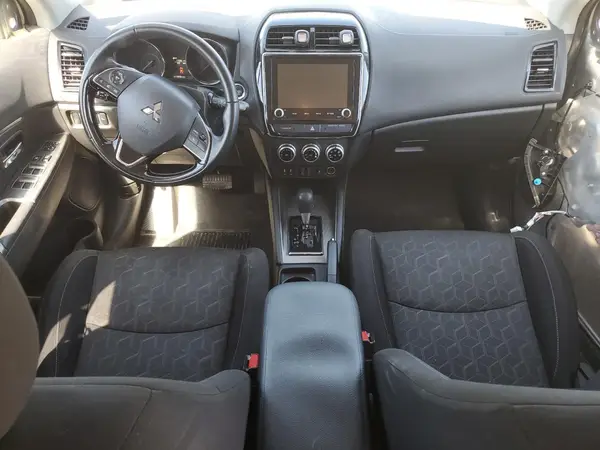 JA4APVAU8MU015885 2021 MITSUBISHI OUTLANDER - Image 8