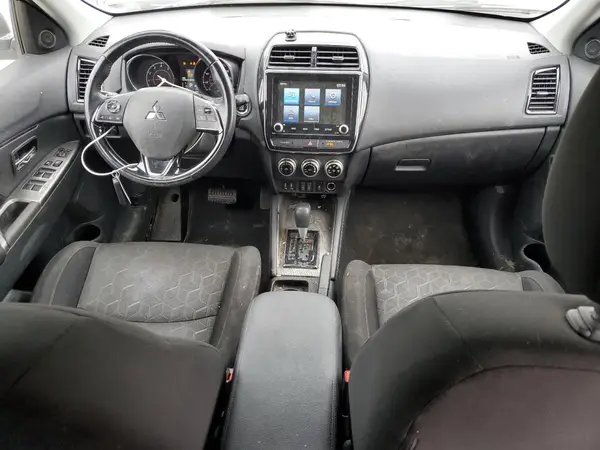 JA4APVAU8MU019743 2021 MITSUBISHI OUTLANDER - Image 8