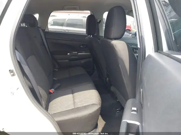 JA4APVAU8MU029740 2021 MITSUBISHI OUTLANDER - Image 8