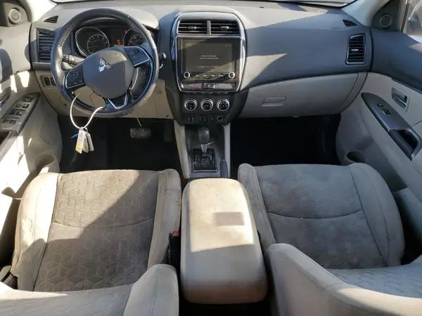 JA4APVAU8MU030080 2021 MITSUBISHI OUTLANDER - Image 8