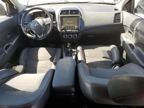 JA4APVAU8NU016908 2022 MITSUBISHI OUTLANDER - Image 8