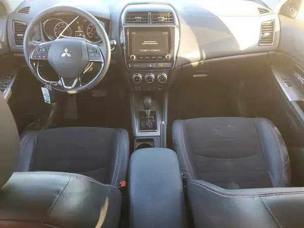 JA4APVAU8NU024264 2022 MITSUBISHI OUTLANDER - Image 8