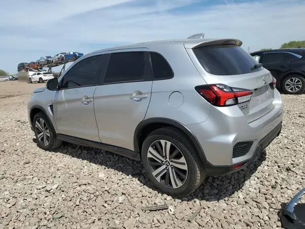 JA4APVAU9MU012431 2021 MITSUBISHI OUTLANDER - Image 2