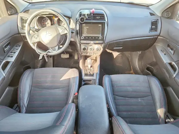 JA4APVAU9NU004055 2022 MITSUBISHI OUTLANDER - Image 8