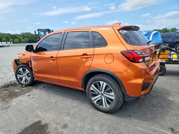 JA4APVAU9NU017548 2022 MITSUBISHI OUTLANDER - Image 2