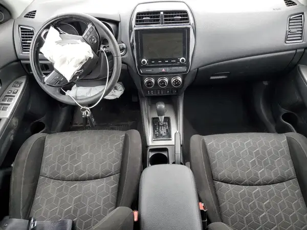JA4APVAUXMU011126 2021 MITSUBISHI OUTLANDER - Image 8