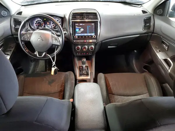 JA4APVAUXMU016102 2021 MITSUBISHI OUTLANDER - Image 8