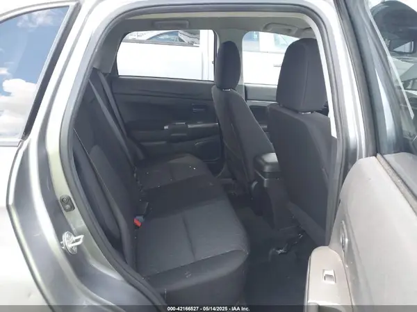 JA4APVAUXMU018576 2021 MITSUBISHI OUTLANDER - Image 8
