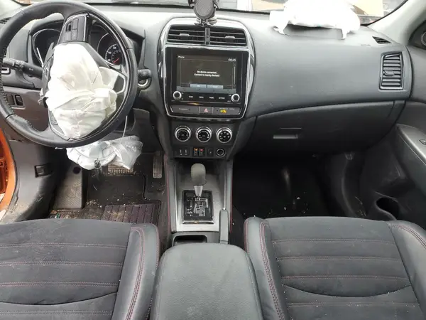 JA4APVAUXNU001455 2022 MITSUBISHI OUTLANDER - Image 8