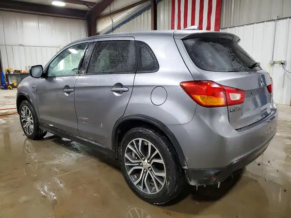 JA4AR3AU0HZ004726 2017 MITSUBISHI OUTLANDER - Image 2