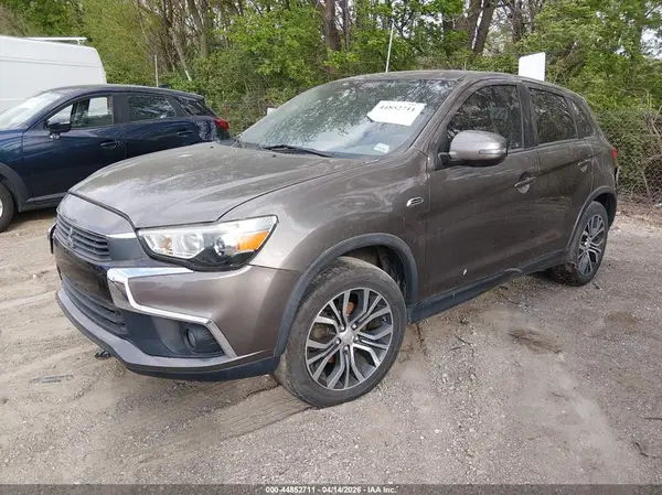 JA4AR3AU0HZ041713 2017 MITSUBISHI OUTLANDER - Image 2