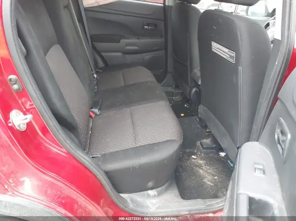 JA4AR3AU0HZ063825 2017 MITSUBISHI OUTLANDER - Image 8