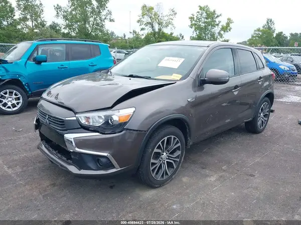 JA4AR3AU0HZ068605 2017 MITSUBISHI OUTLANDER - Image 2