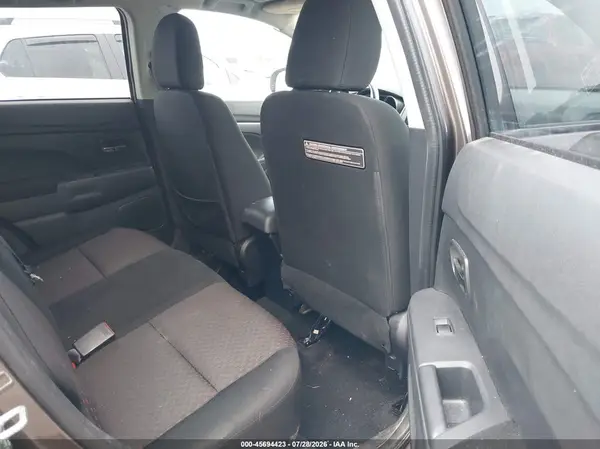 JA4AR3AU0HZ068605 2017 MITSUBISHI OUTLANDER - Image 8