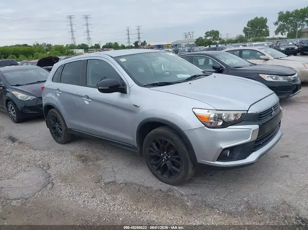 JA4AR3AU0HZ069107 2017 MITSUBISHI OUTLANDER - Image 1