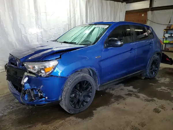 JA4AR3AU0JU004017 2018 MITSUBISHI OUTLANDER - Image 1
