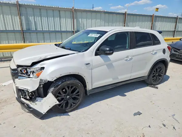 JA4AR3AU0JU005152 2018 MITSUBISHI OUTLANDER - Image 1