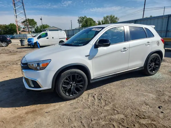 JA4AR3AU0JU005264 2018 MITSUBISHI OUTLANDER - Image 1