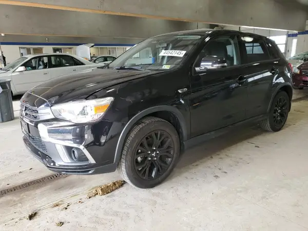 JA4AR3AU0JU005653 2018 MITSUBISHI OUTLANDER - Image 1