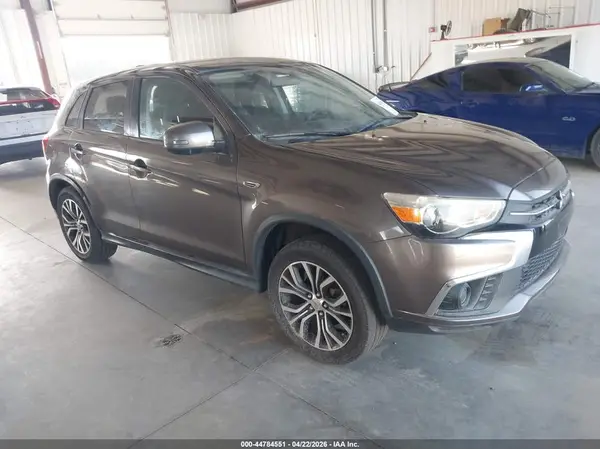 JA4AR3AU0JU016281 2018 MITSUBISHI OUTLANDER - Image 1