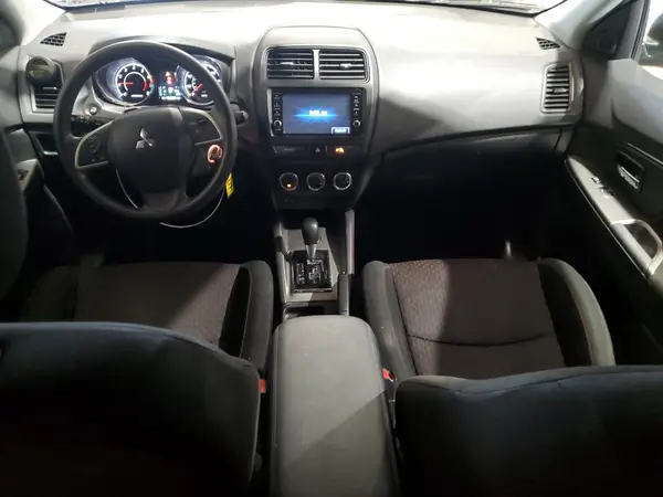 JA4AR3AU0JU019021 2018 MITSUBISHI OUTLANDER - Image 8