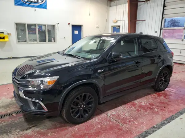 JA4AR3AU0JZ021323 2018 MITSUBISHI OUTLANDER - Image 1