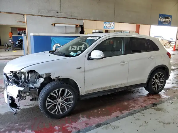 JA4AR3AU0JZ025582 2018 MITSUBISHI OUTLANDER - Image 1