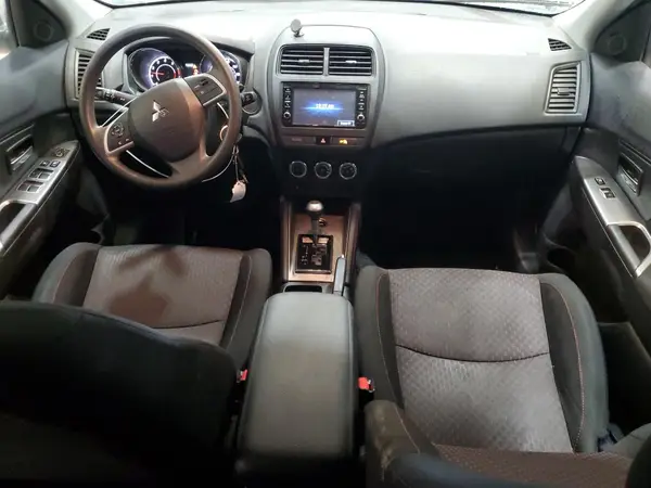 JA4AR3AU0JZ026716 2018 MITSUBISHI OUTLANDER - Image 8