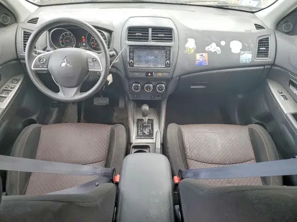 JA4AR3AU0KU000695 2019 MITSUBISHI OUTLANDER - Image 8