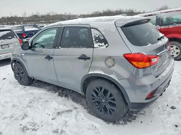 JA4AR3AU0KU010725 2019 MITSUBISHI OUTLANDER - Image 2