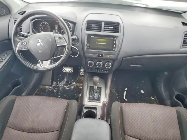 JA4AR3AU0KU010725 2019 MITSUBISHI OUTLANDER - Image 8