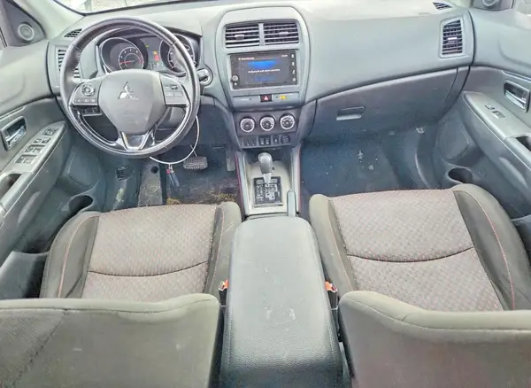 JA4AR3AU0KU011387 2019 MITSUBISHI OUTLANDER - Image 8