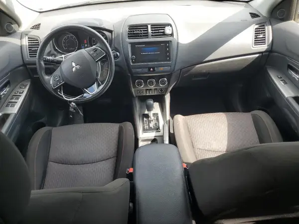 JA4AR3AU0KU013656 2019 MITSUBISHI OUTLANDER - Image 8