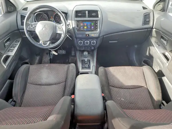 JA4AR3AU0KU016704 2019 MITSUBISHI OUTLANDER - Image 8