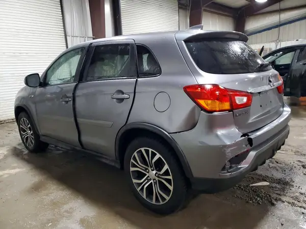 JA4AR3AU0KU024169 2019 MITSUBISHI OUTLANDER - Image 2