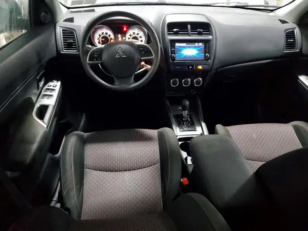 JA4AR3AU0KU024169 2019 MITSUBISHI OUTLANDER - Image 8