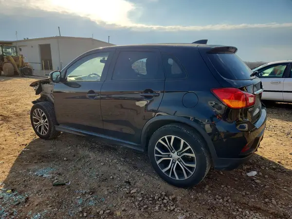 JA4AR3AU0KU024673 2019 MITSUBISHI OUTLANDER - Image 2