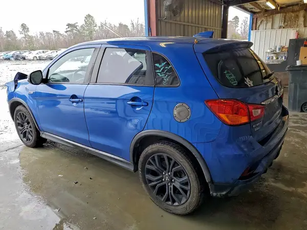 JA4AR3AU0KU025029 2019 MITSUBISHI OUTLANDER - Image 2