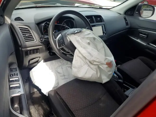JA4AR3AU0KU026374 2019 MITSUBISHI OUTLANDER - Image 8