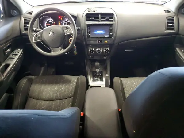 JA4AR3AU0LU004330 2020 MITSUBISHI OUTLANDER - Image 8