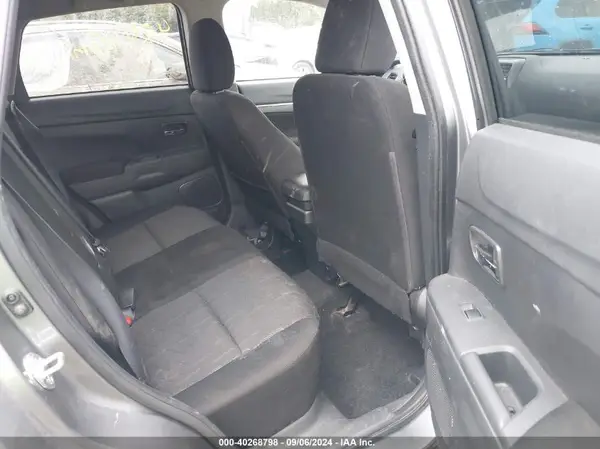 JA4AR3AU0LU007955 2020 MITSUBISHI OUTLANDER - Image 8