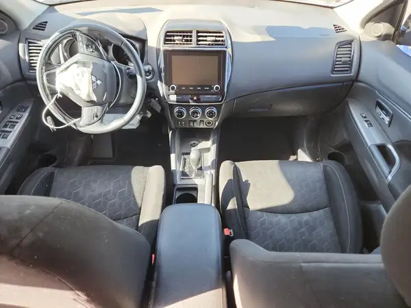 JA4AR3AU0LU016008 2020 MITSUBISHI OUTLANDER - Image 8