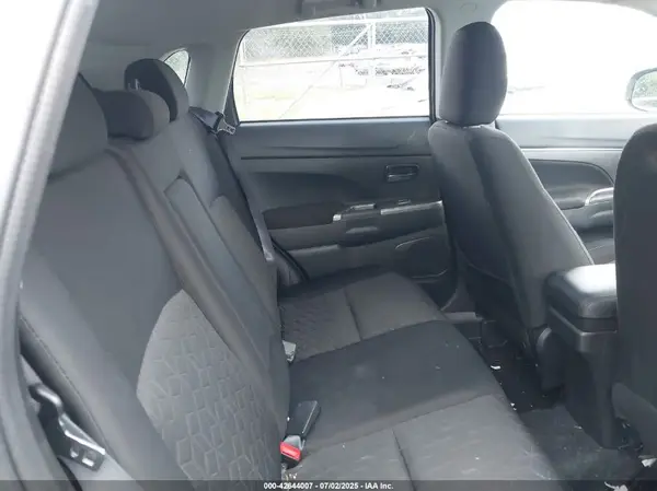 JA4AR3AU0LU018518 2020 MITSUBISHI OUTLANDER - Image 8