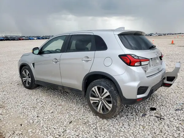 JA4AR3AU0LU024657 2020 MITSUBISHI OUTLANDER - Image 2