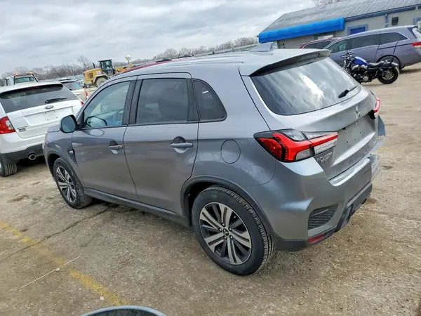 JA4AR3AU0LU024836 2020 MITSUBISHI OUTLANDER - Image 2