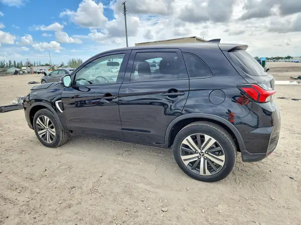 JA4AR3AU0LU024898 2020 MITSUBISHI OUTLANDER - Image 2